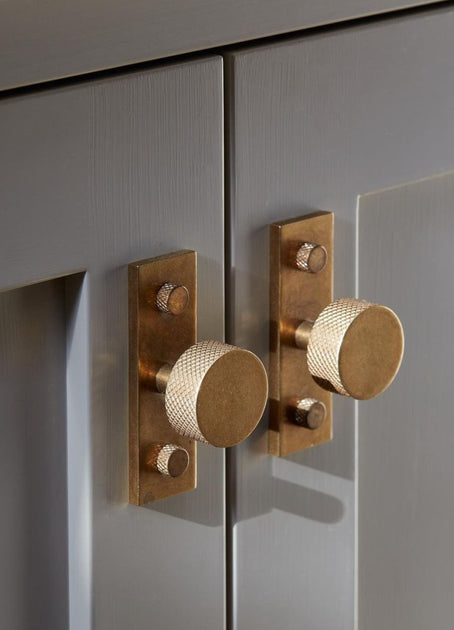 Cabinet Hardware - Available in Modern, Traditional & Transitional Styles –  Bradford Hardware