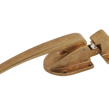 Bakes Offset Latch