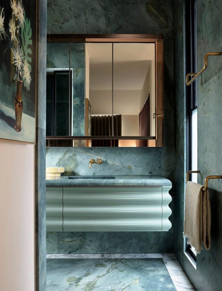 Nest Studio Collection Towel bar in Antique Brass — Bath