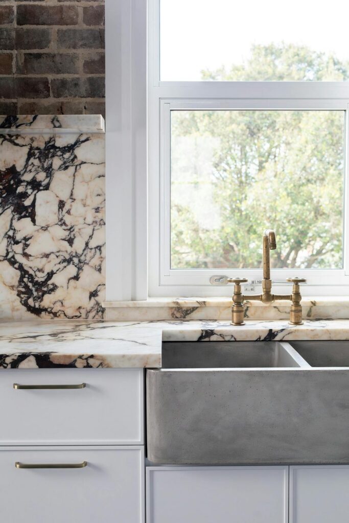 Lo & Co Arched pull in Antique Brass — Kitchen