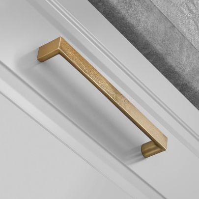 Vendome D Handle