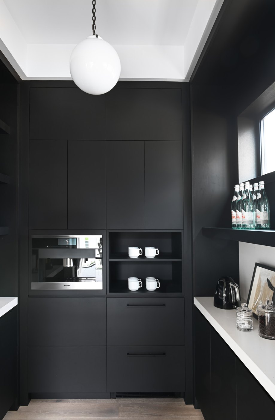 Ferme Moderne — butler’s pantry