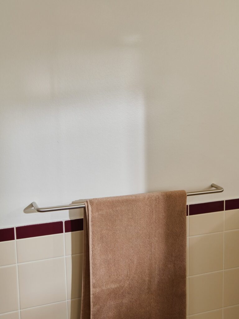 A bath inspired by the rituals of the hammam, with fixtures by @dline_as.